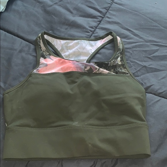 Sports Bra - Picture 1 of 1